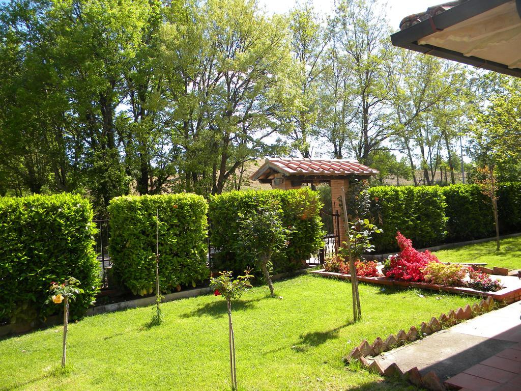 La Casa Di Gigliola Villa Монтичано Екстериор снимка
